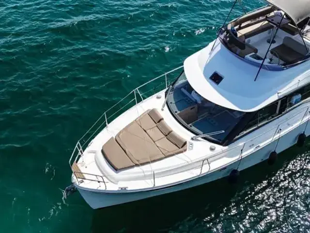 Bavaria E40 Flybridge