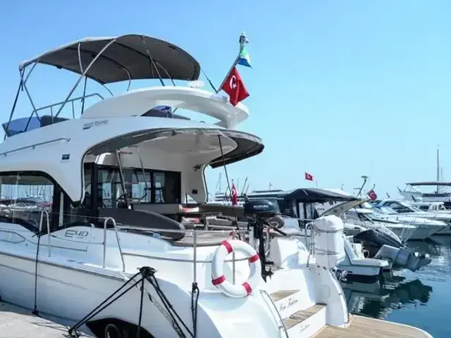 Bavaria E40 Flybridge