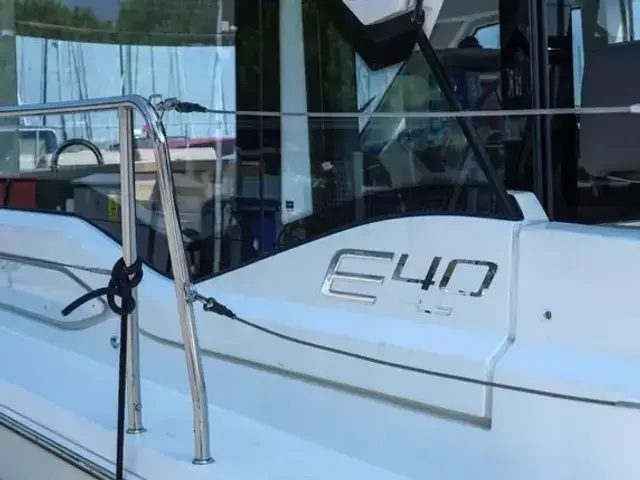 Bavaria E40 Flybridge