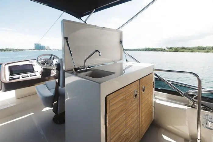 2015 Beneteau monte carlo 5