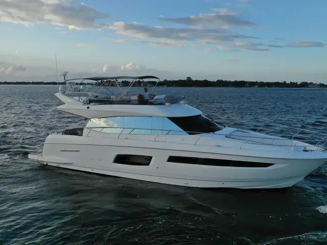 Prestige 55'