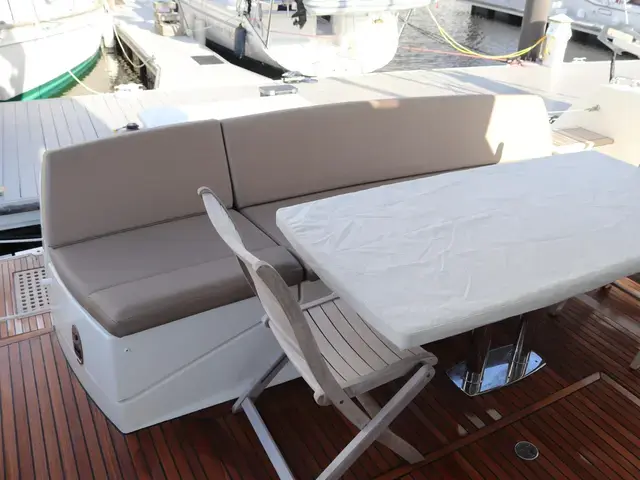 Prestige 55'