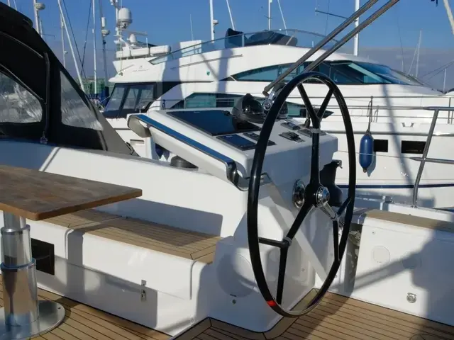 Hanse 588