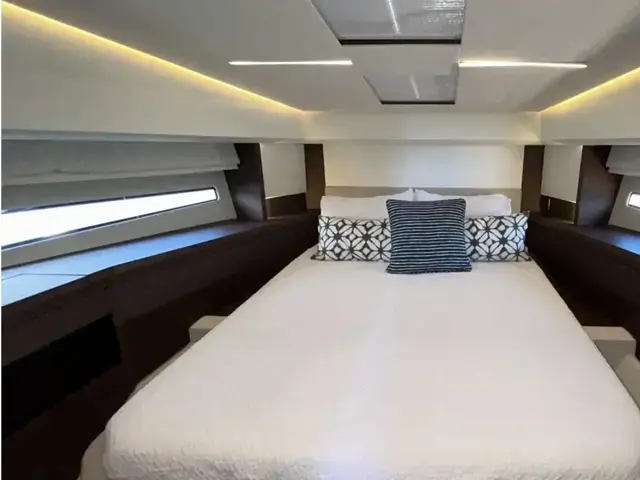 Prestige 46'