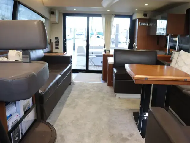 Prestige 55'