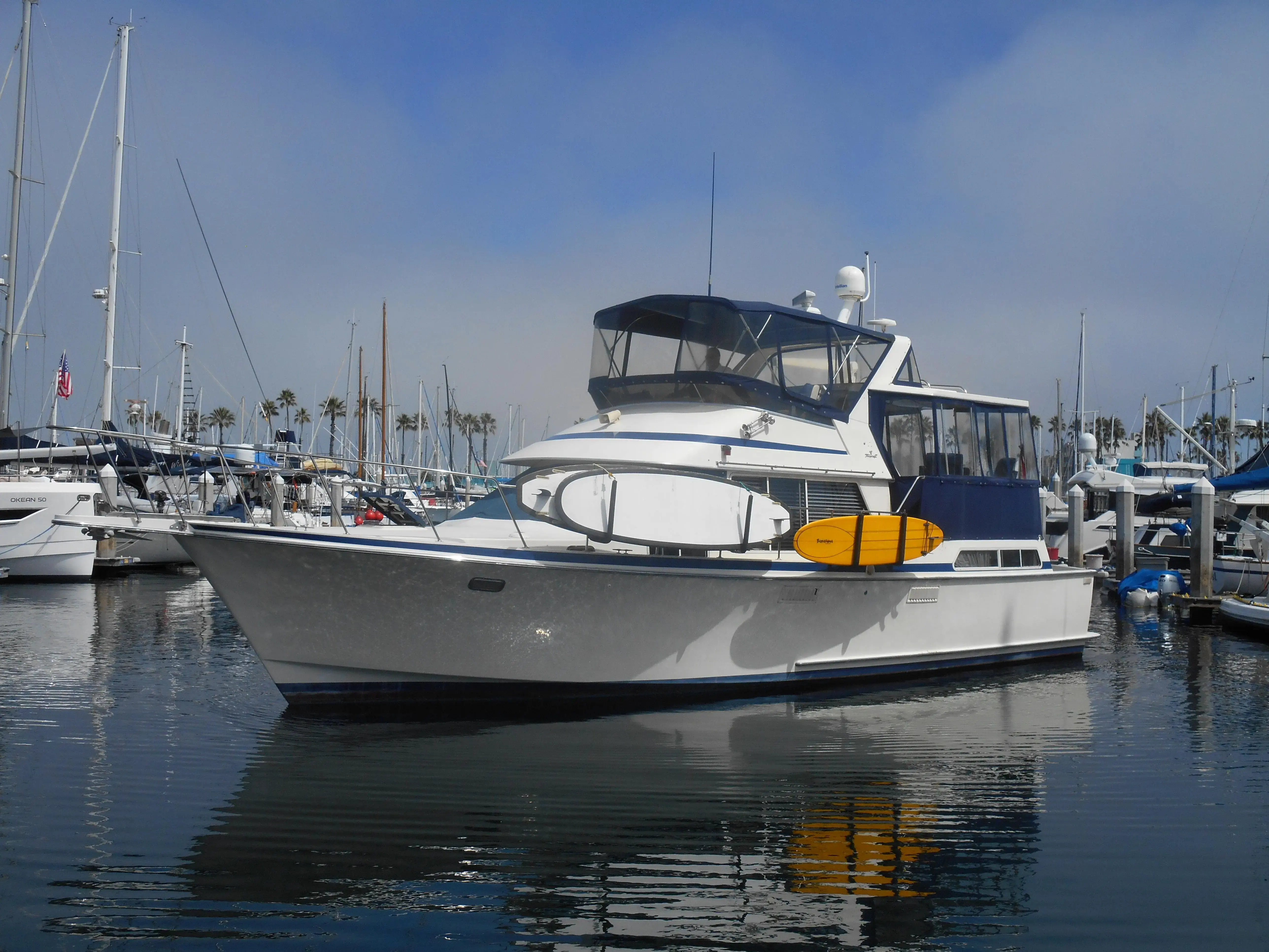 1990 Tollycraft 44 cockpit motoryacht