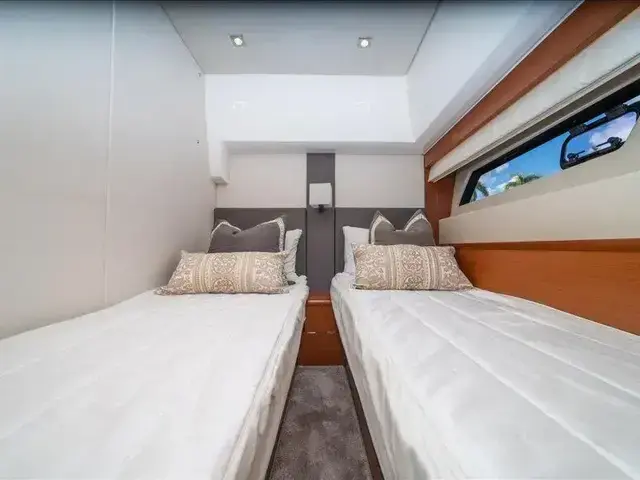 Prestige 55'