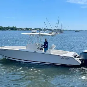 2011 Jupiter 26 Fs Center Console