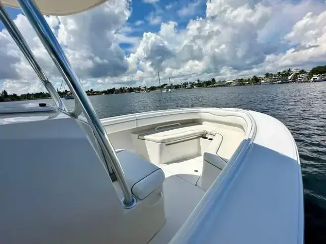 Jupiter 26 Fs Center Console