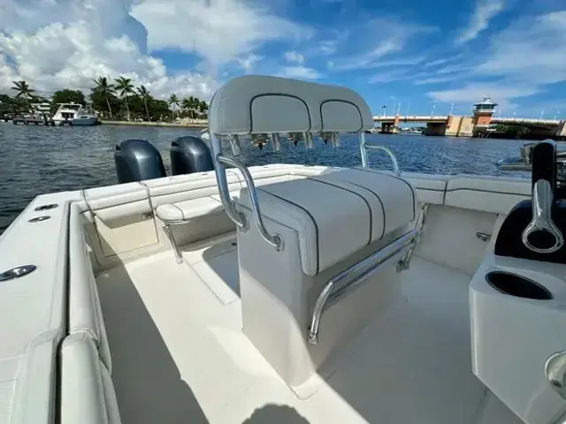 Jupiter 26 Fs Center Console