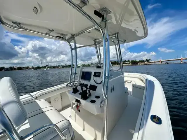 Jupiter 26 Fs Center Console