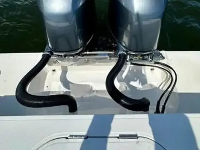 Jupiter 26 Fs Center Console