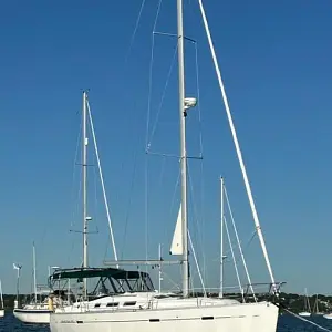 2005 Beneteau 37