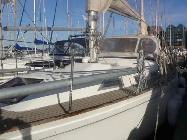 Camper & Nicholson 39 KETCH