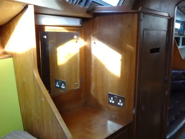 Camper & Nicholson 39 KETCH