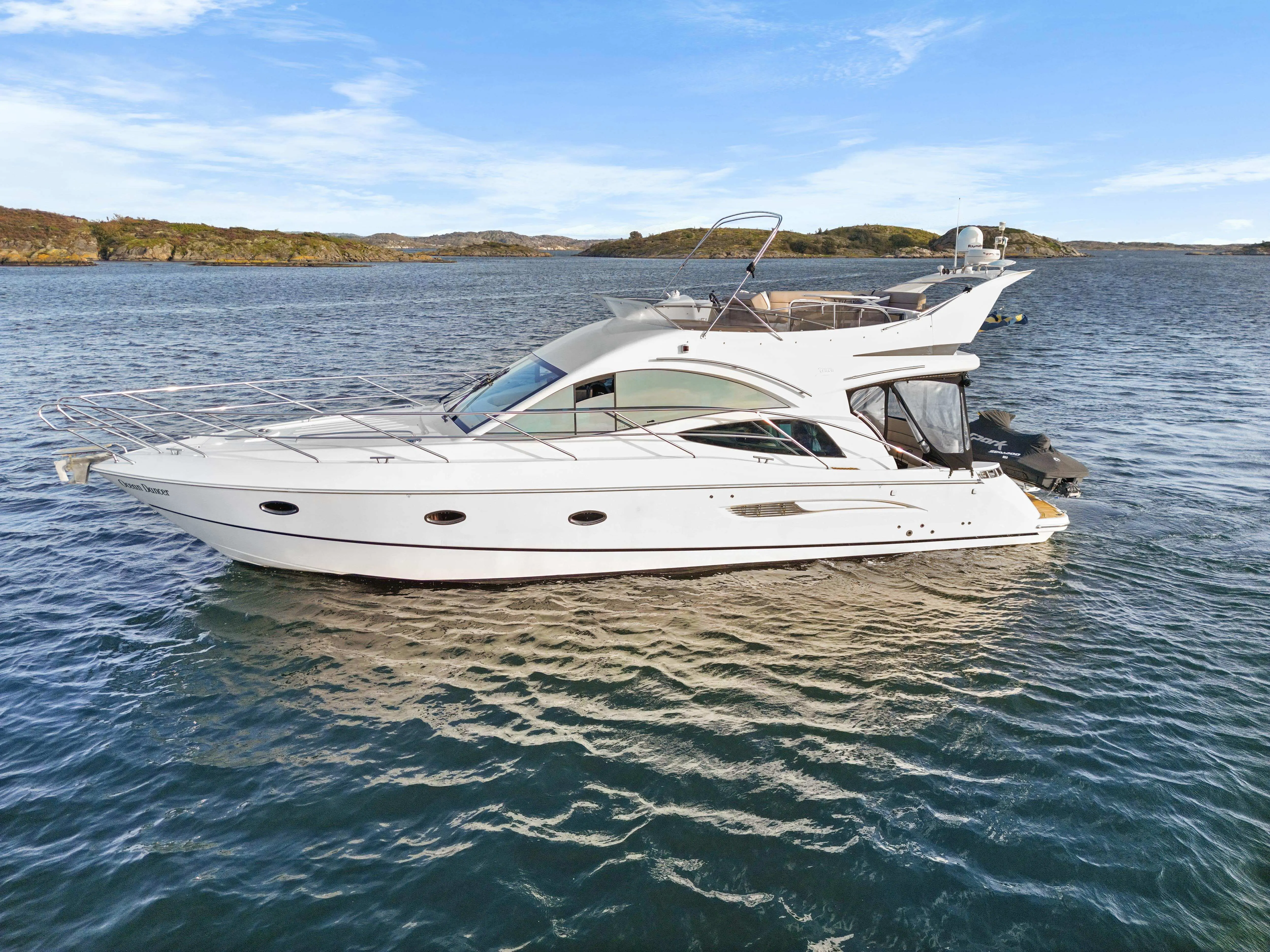 2006 Galeon 440 fly