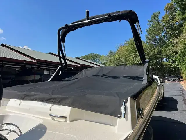 Bayliner VR4