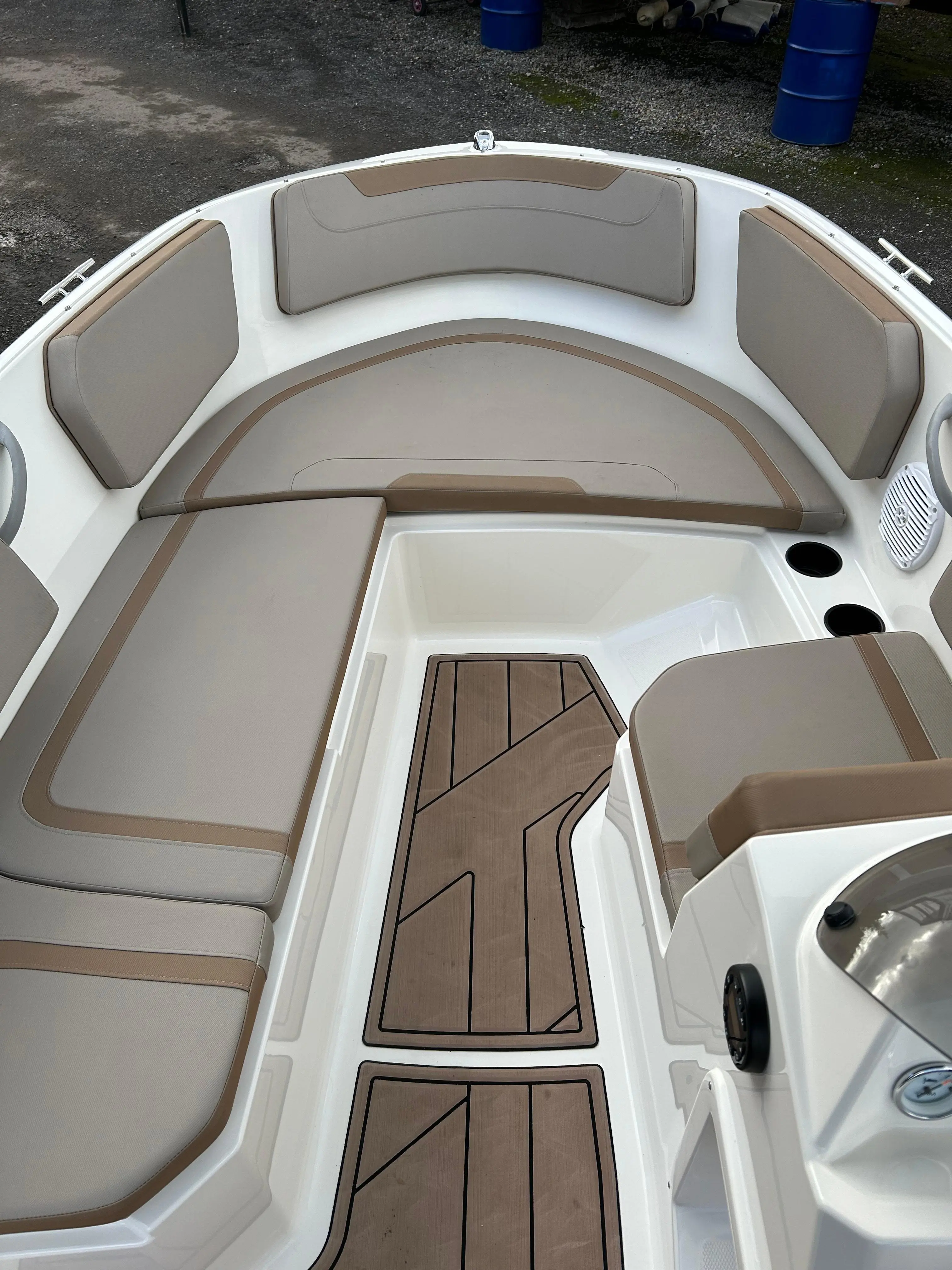 2022 Quicksilver 475 axess open boat - cruiser