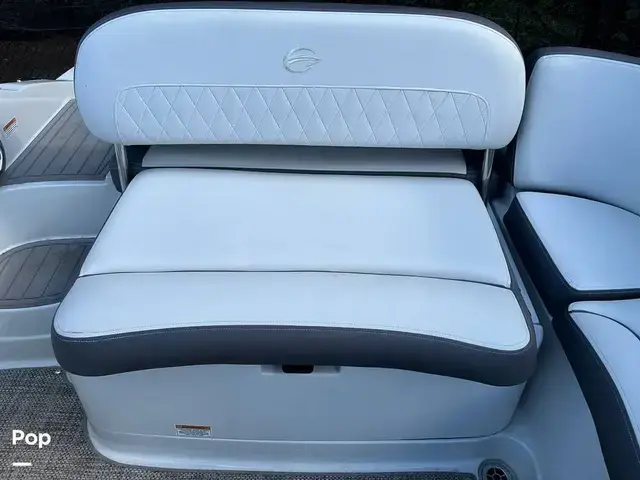 Crownline E255