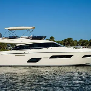 2016 Ferretti Yachts 550