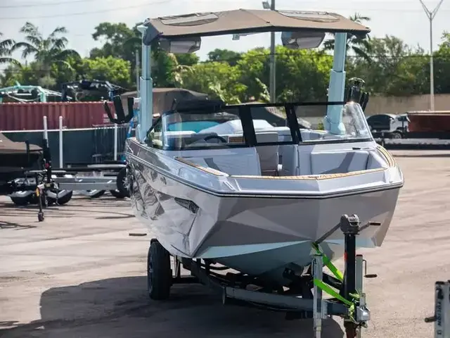 Nautique Boats Super Air G25