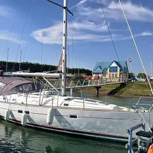 1999 Beneteau Oceanis Clipper 411