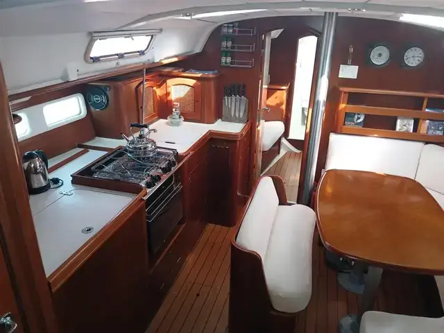 Beneteau Oceanis Clipper 411