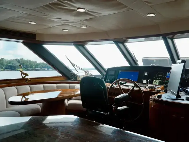 Ocean Alexander 74'