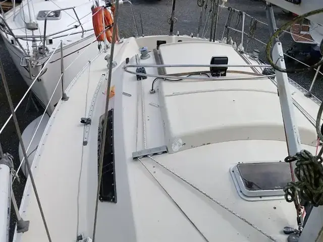 Beneteau First 28