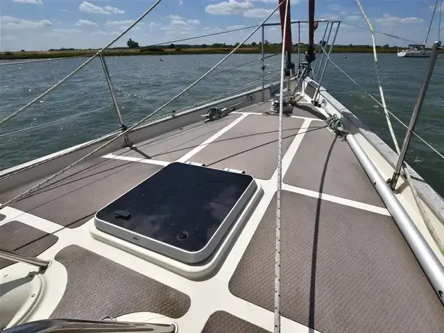 Tradewind 35