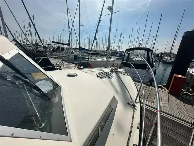 Aquabell 28 Extended wheelhouse