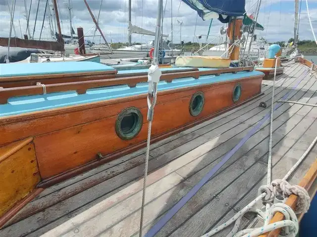 Harrison Butler Sloop 30