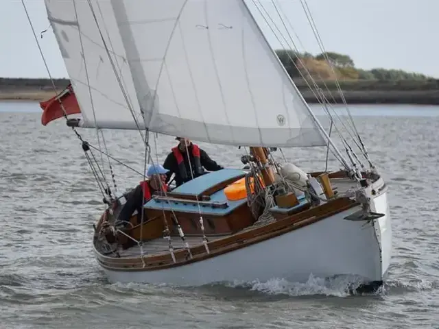 Harrison Butler Sloop 30