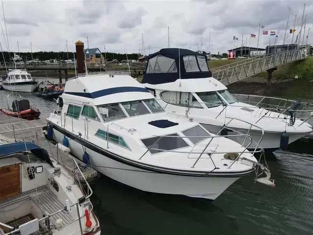 Fairline Sedan 32