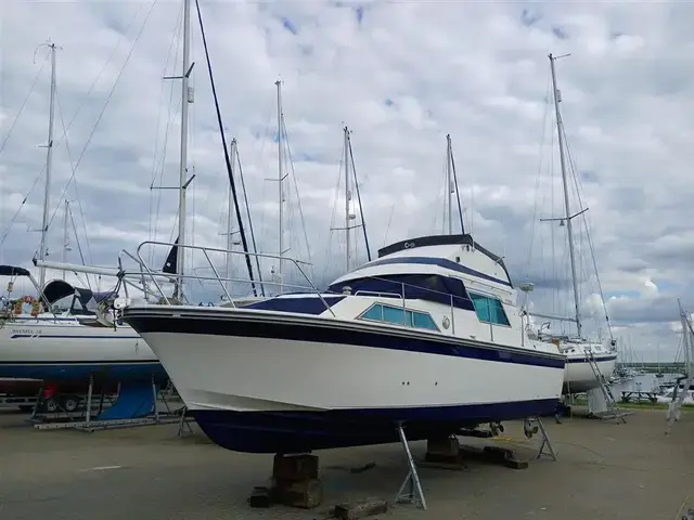 Fairline Sedan 32