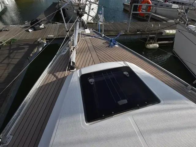 Bavaria 33 Cruiser