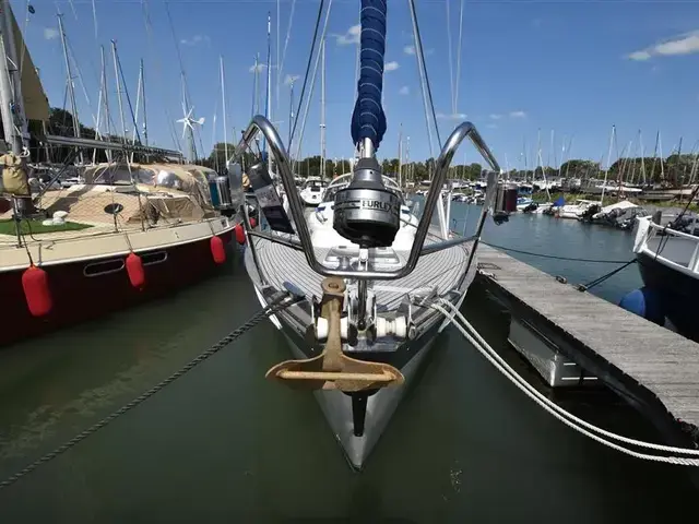 Hallberg Rassy 39