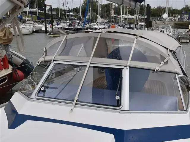 Hallberg Rassy 39