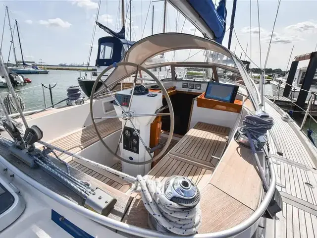 Hallberg Rassy 39