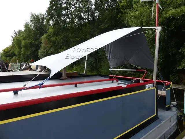 Colecraft 55ft Widebeam Cruiser Stern