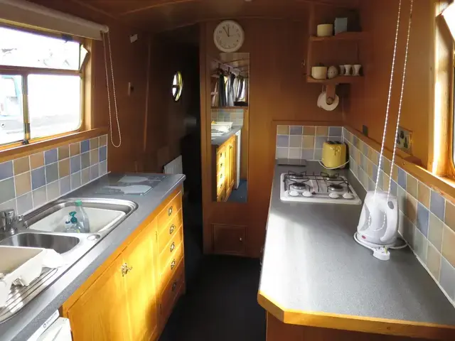 Stenson Narrowboat