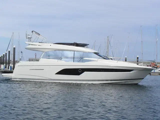 Prestige 520