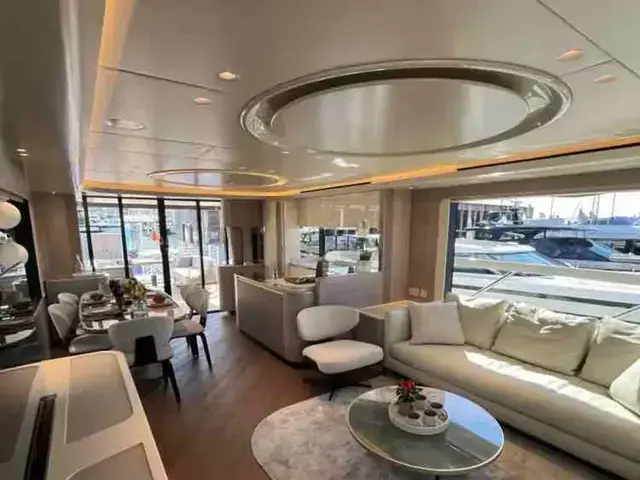 Absolute Navetta 70