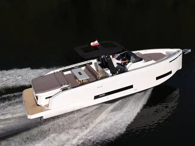 De Antonio Yachts D32 OPEN