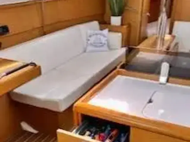 Jeanneau Sun Odyssey 379