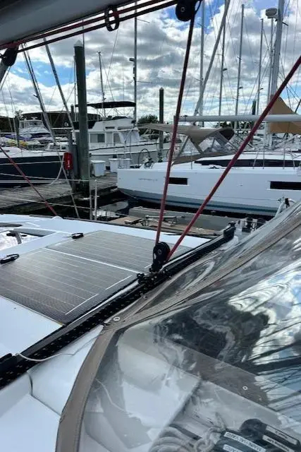 2012 Jeanneau sun odyssey 379