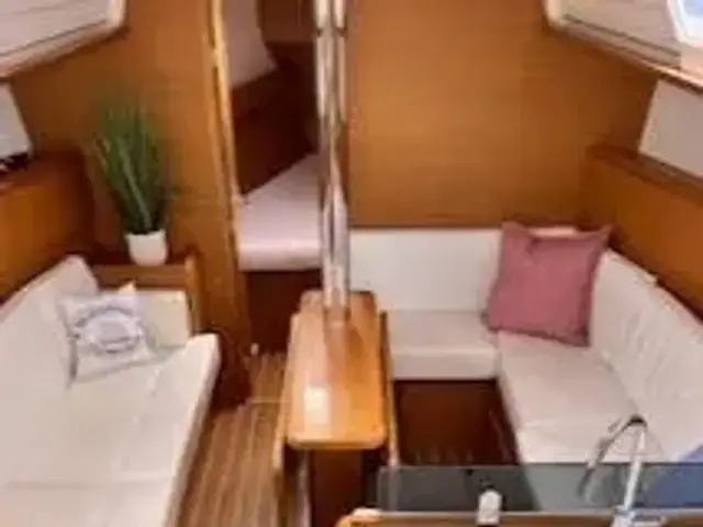 Jeanneau Sun Odyssey 379