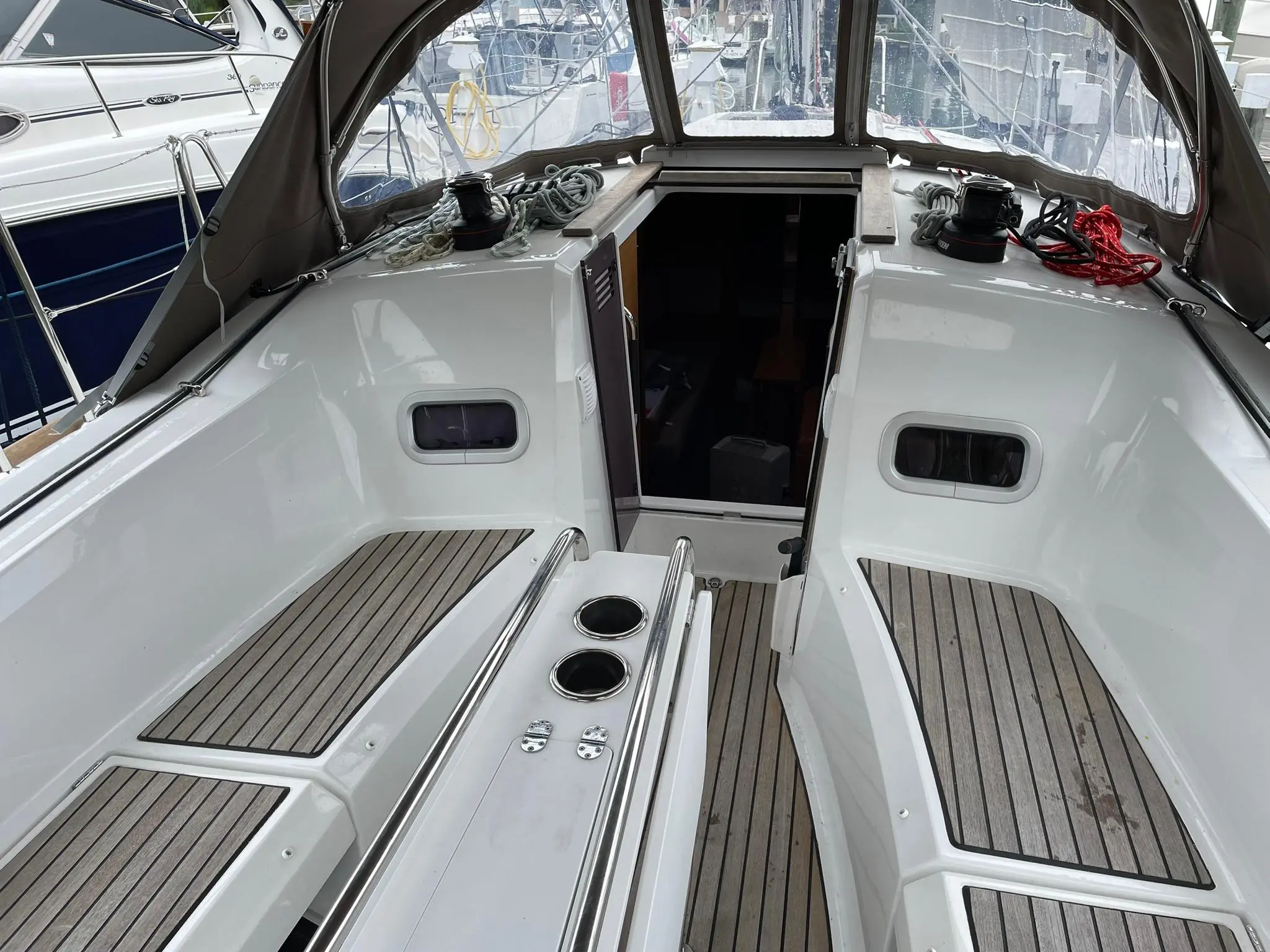 2023 Jeanneau sun odyssey 349