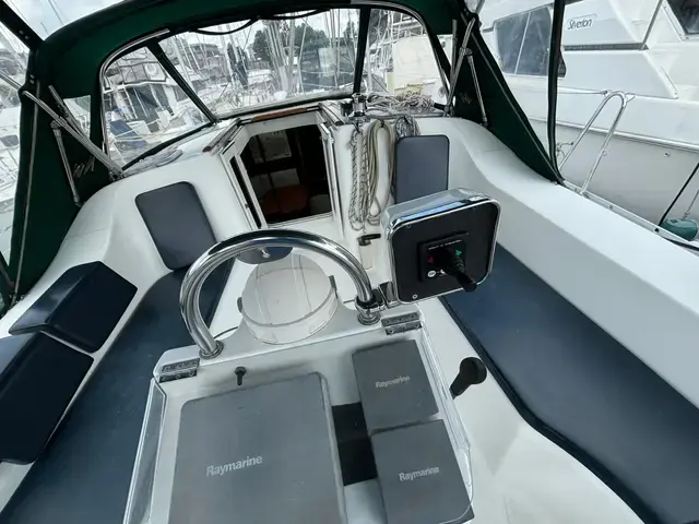 Beneteau Oceanis Clipper 393