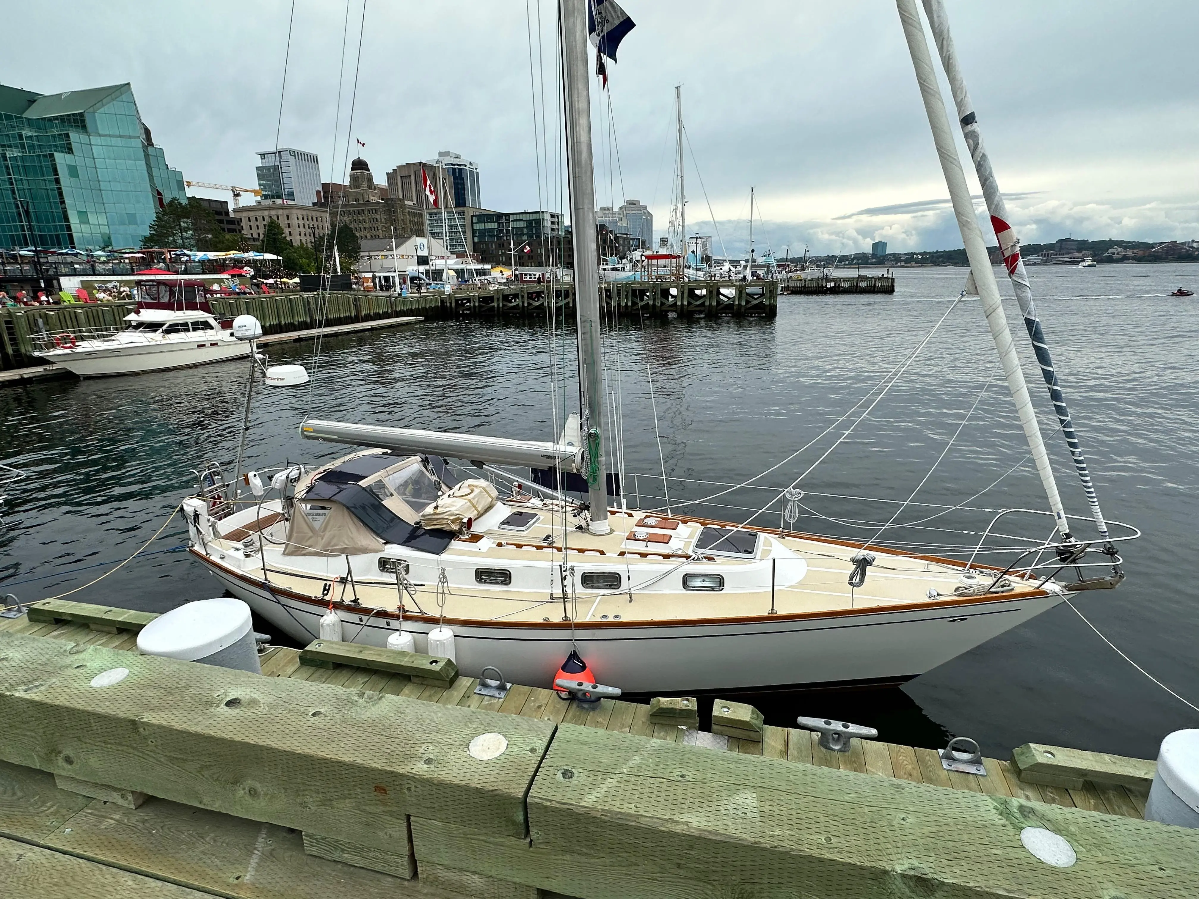 1979 Tartan 37